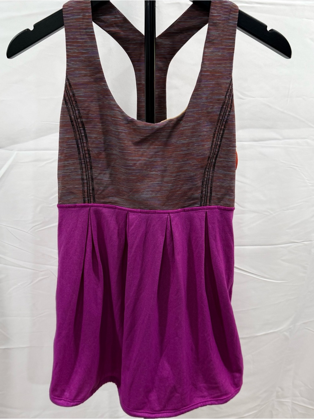 Lululemon Purple Scoop Neck Racerback Run Tank Built-In Bra Women’s Size 6
